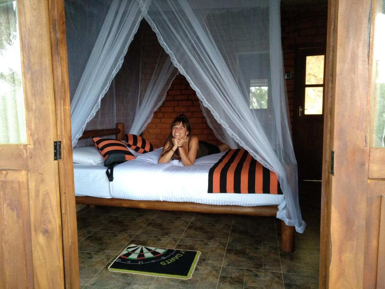 Apurvi Homestay Ella Ngoại thất bức ảnh